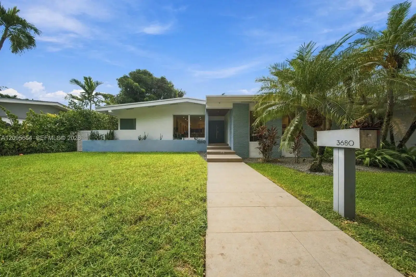 3680 Battersea Rd, Miami FL 33133 photo 3