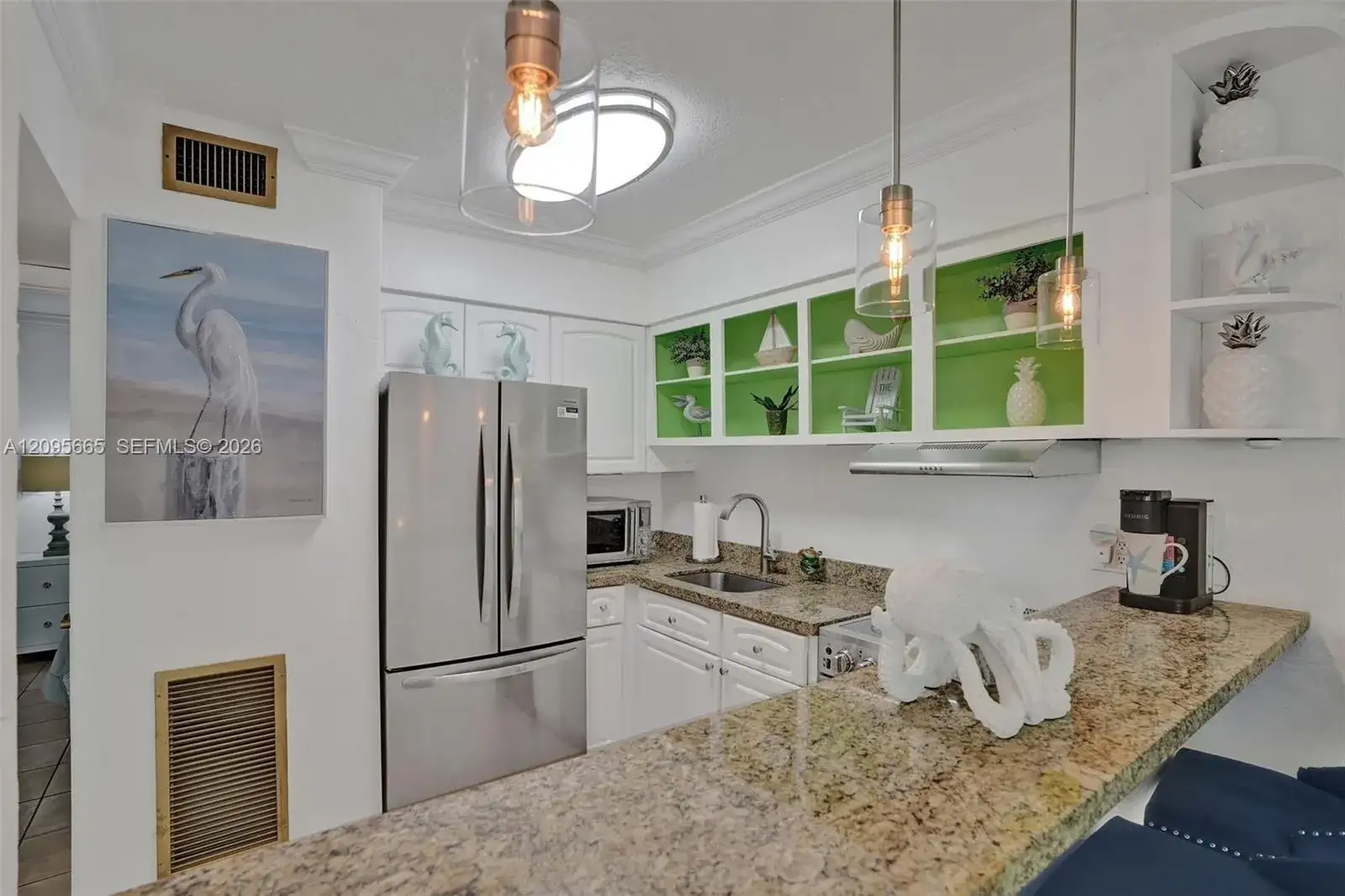2124 NE 5th Ave # 107, Wilton Manors FL 33305 photo 4