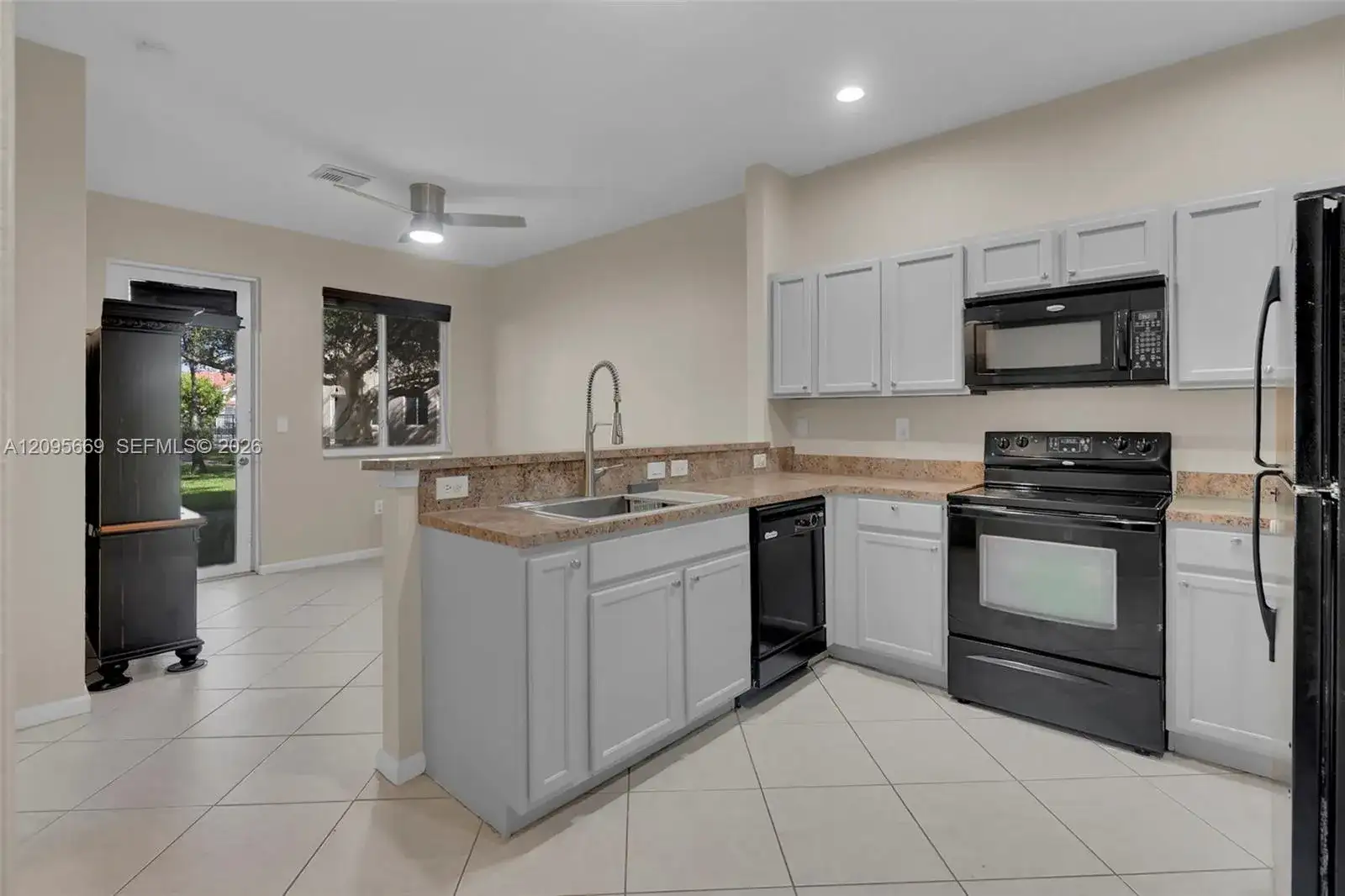 21007 NW 14th Pl # 6, Miami Gardens FL 33169 photo 5