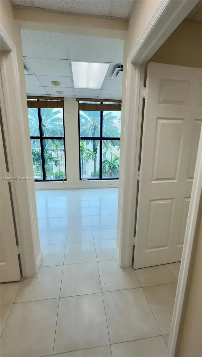 814 Ponce De Leon Blvd # 306, Coral Gables FL 33134 photo 4