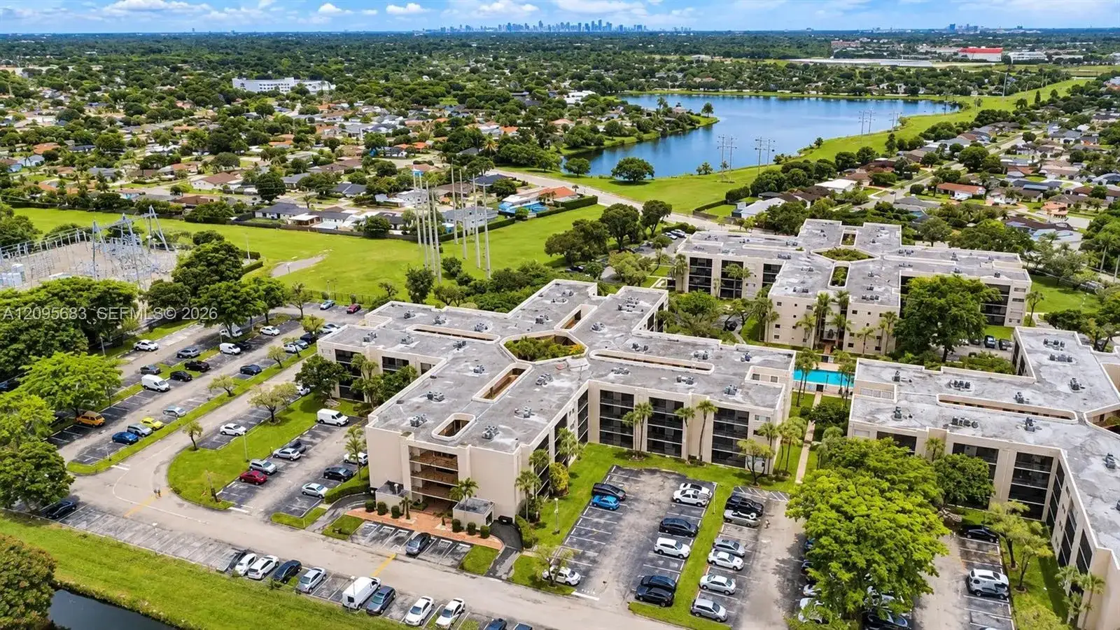 8400 SW 133rd Ave Rd # 318, Miami FL 33183 photo 3