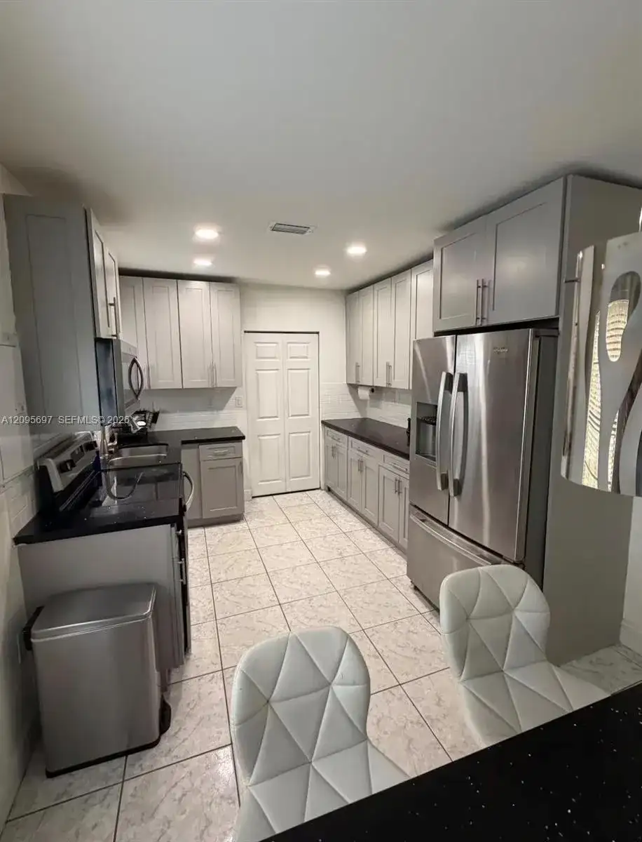 4303 NW 13th Ave, Miami FL 33142 photo 3