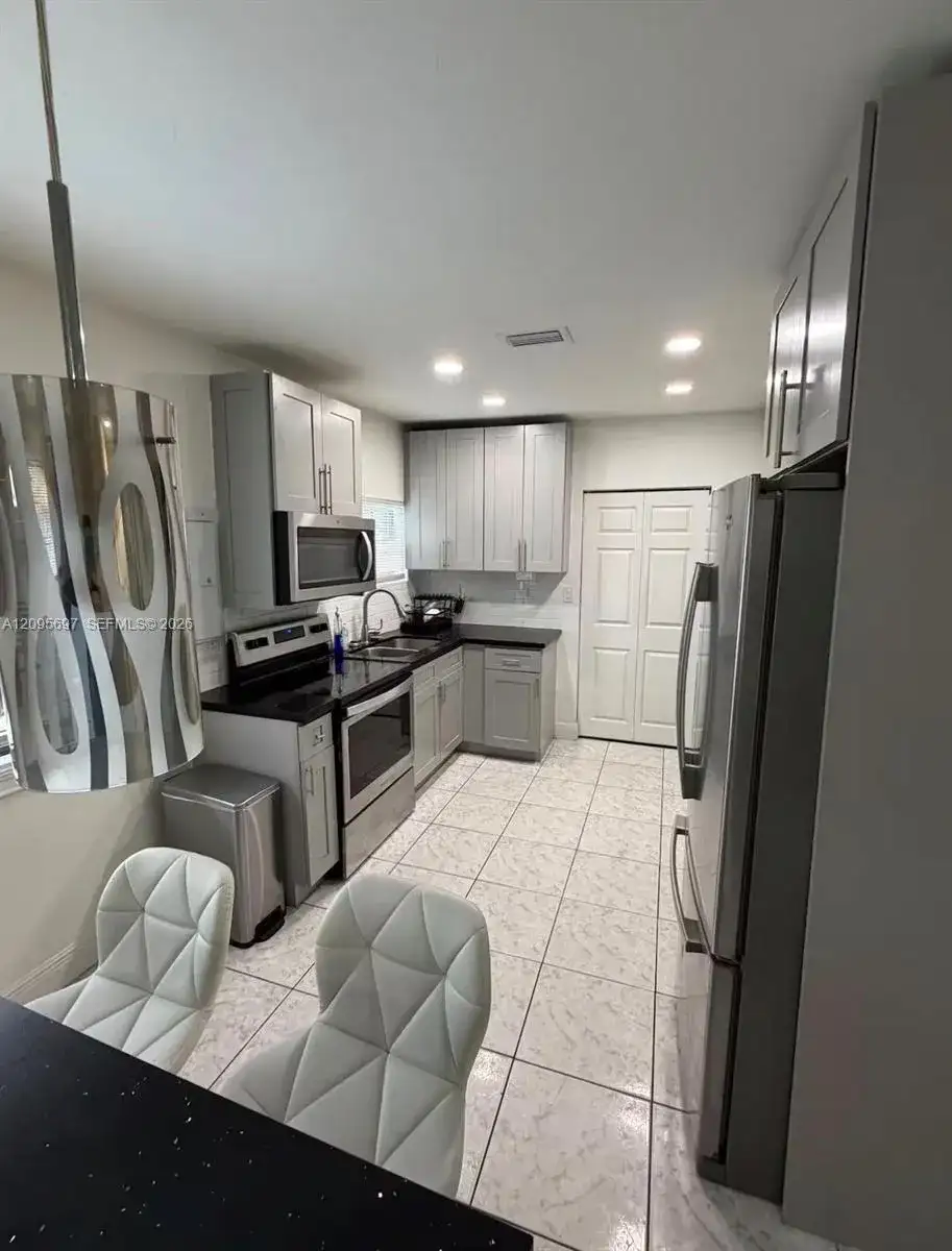 4303 NW 13th Ave, Miami FL 33142 photo 5