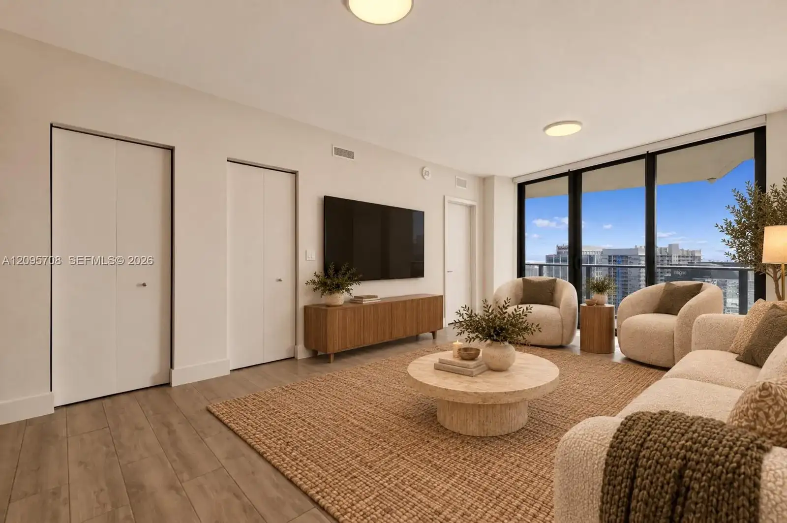 1300 S Miami Ave # 3502, Miami FL 33130 photo 4