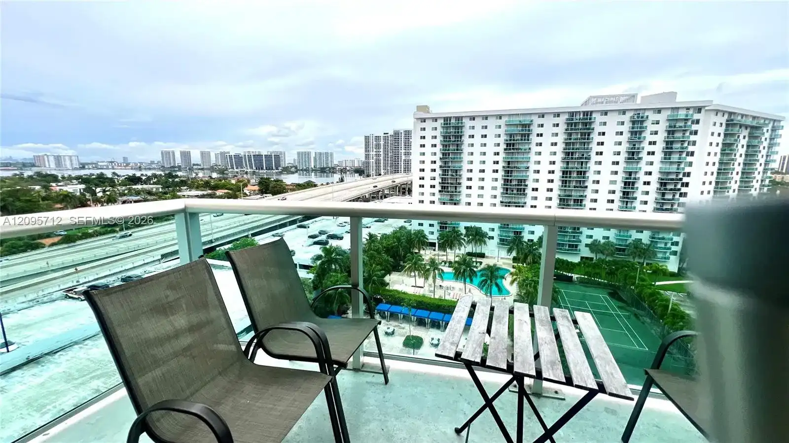 19370 Collins Ave # 1106, Sunny Isles Beach FL 33160