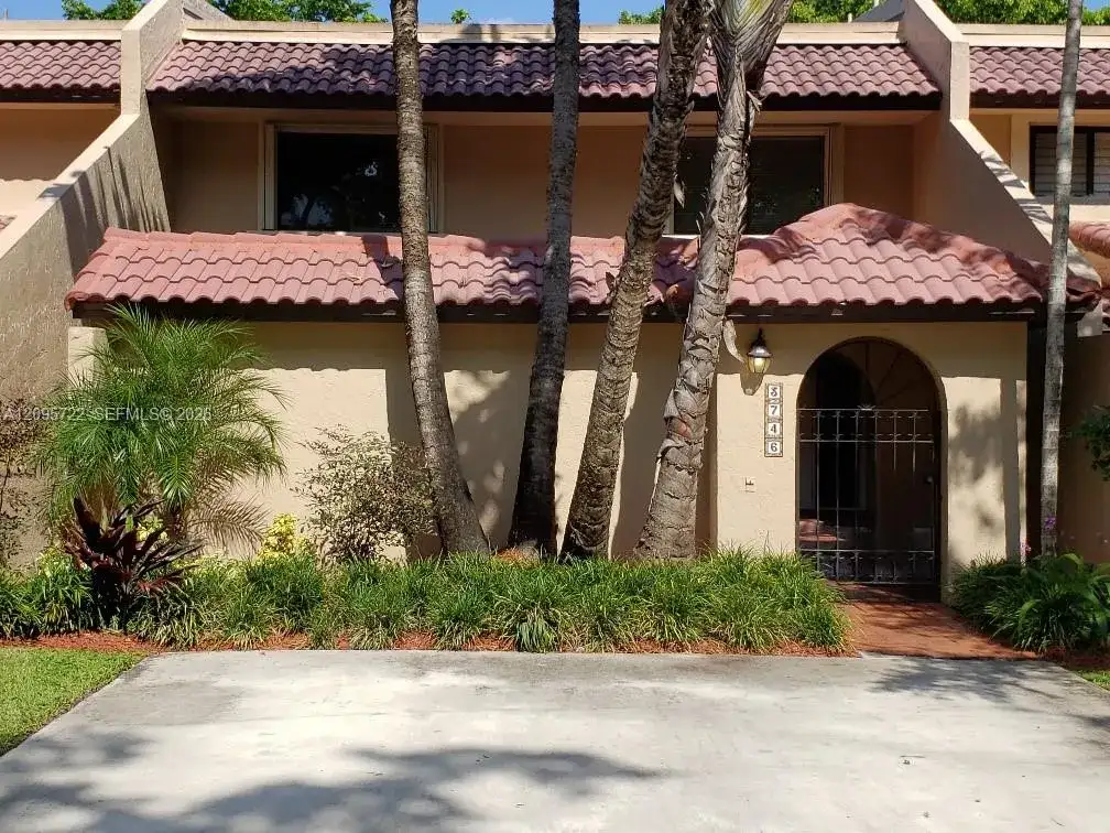 3746 Alcantara Ave # D, Doral FL 33178 photo 3