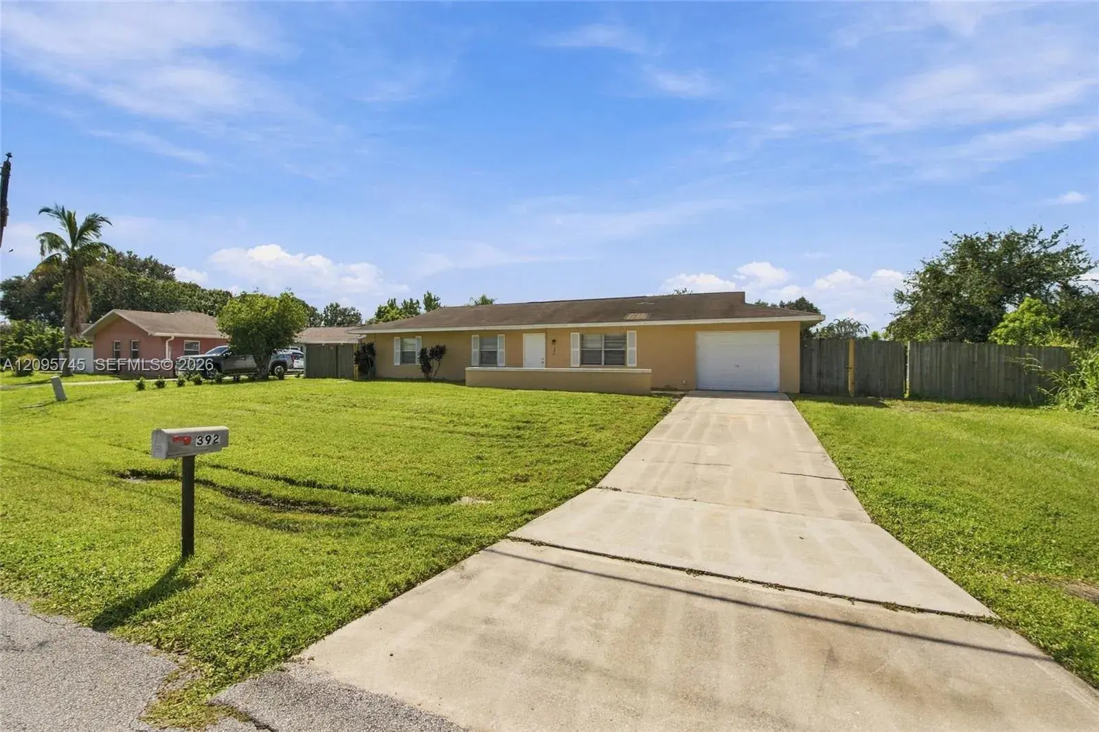392 NW Ferris Dr, Port St. Lucie FL 34983