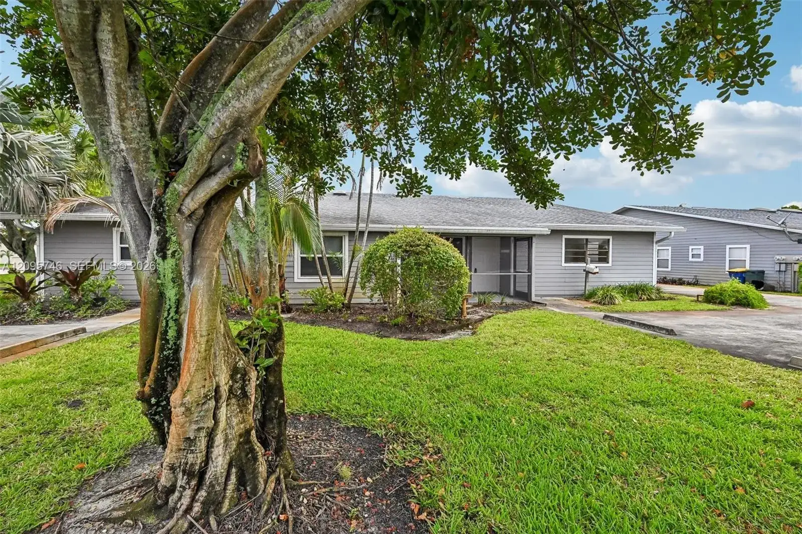9095 SE Hobe Ridge Ave, Hobe Sound FL 33455 photo 2