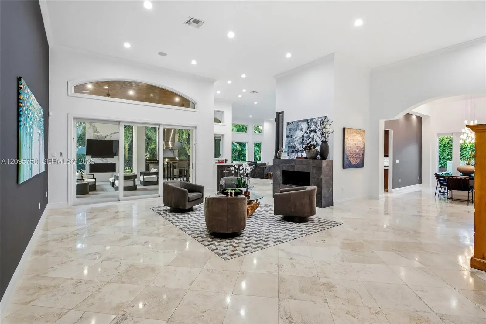 6951 SW 94 st, Miami FL 33156