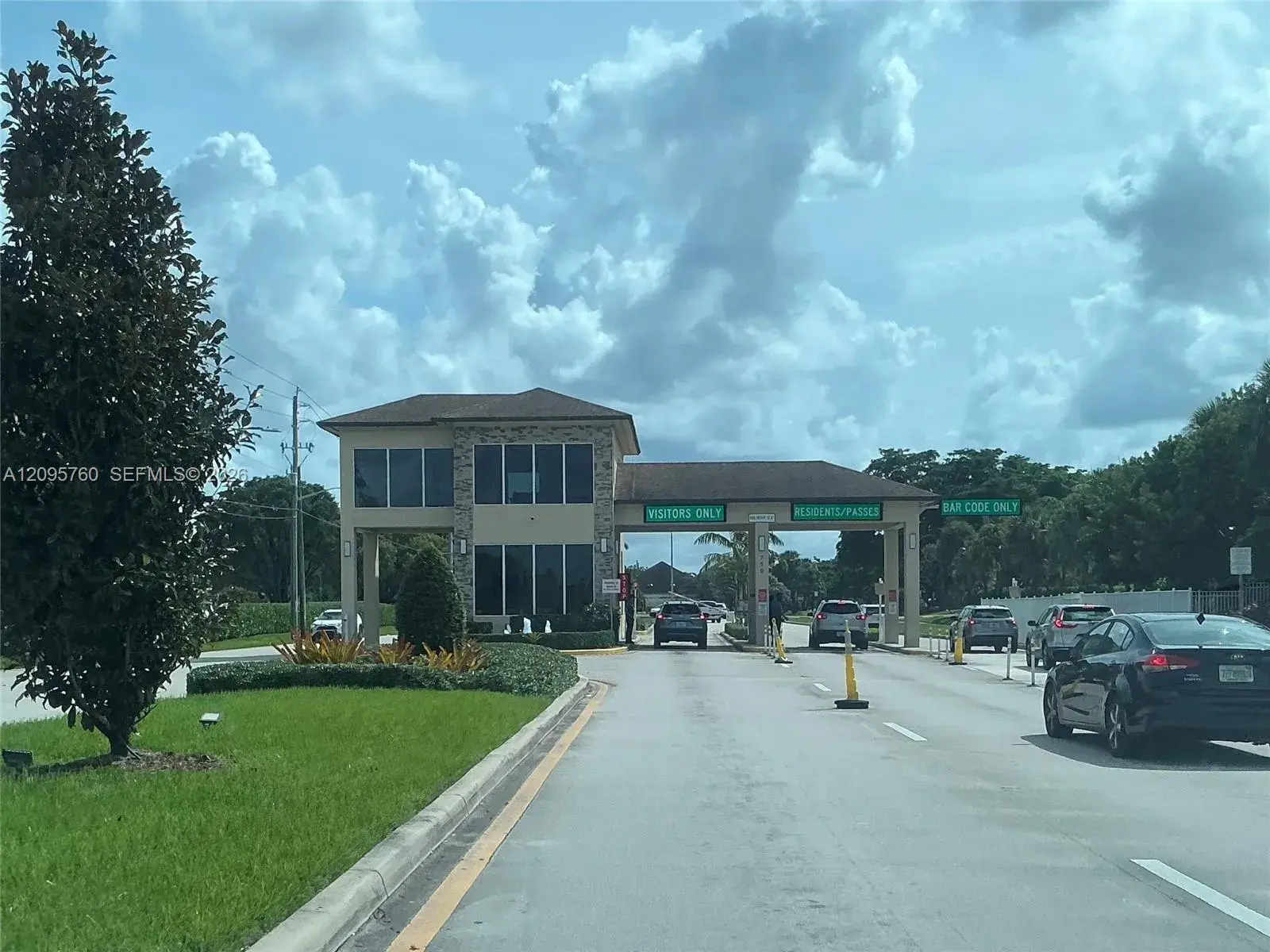 251 SW 134th Way # 309M, Pembroke Pines FL 33027