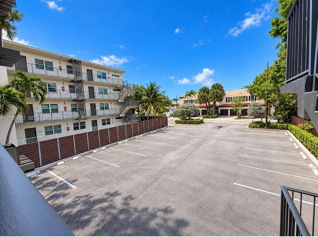 609 NE 13th Ave # 203, Fort Lauderdale FL 33304