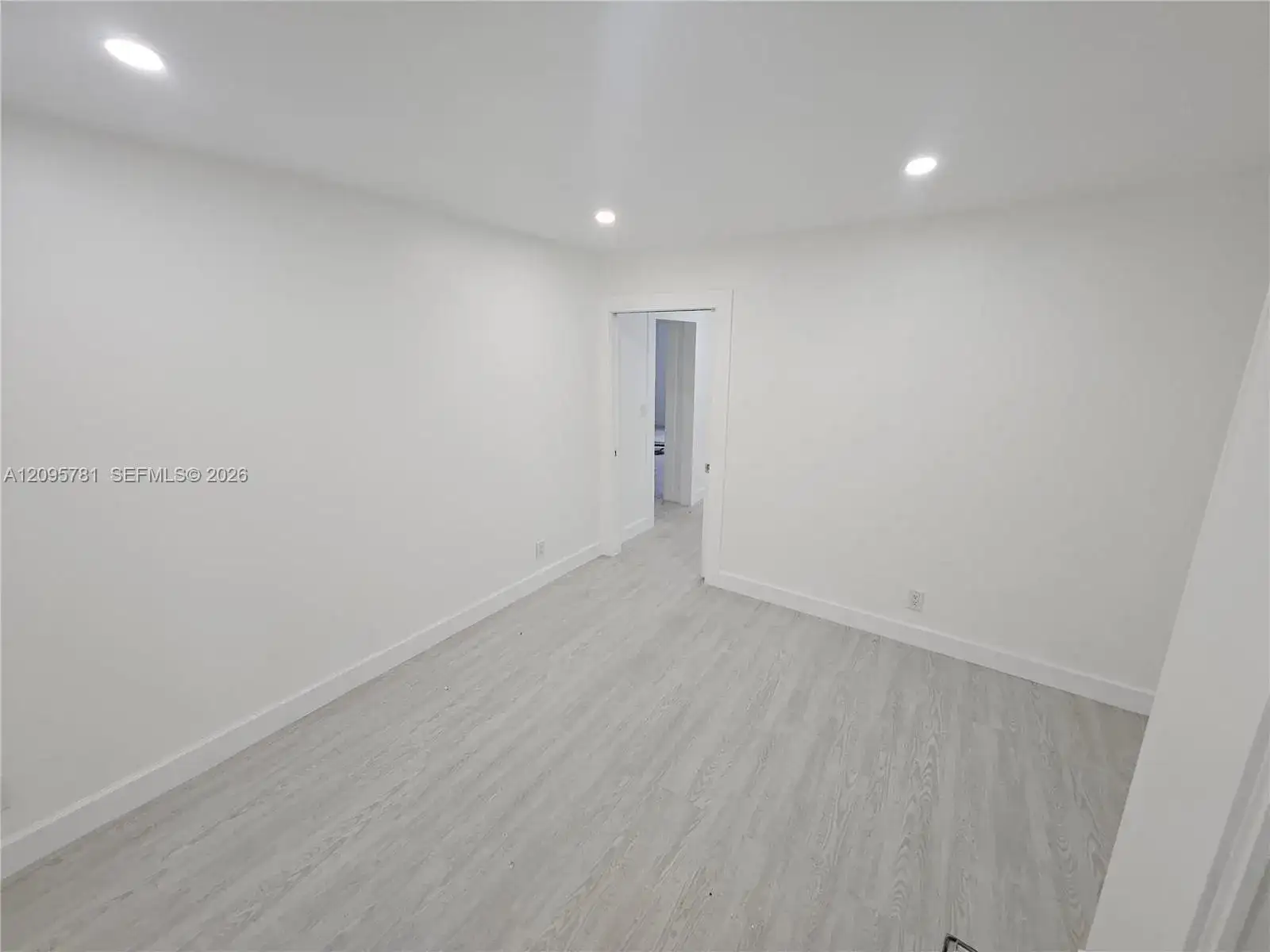 700 NE 7th St, Pompano Beach FL 33060 photo 5