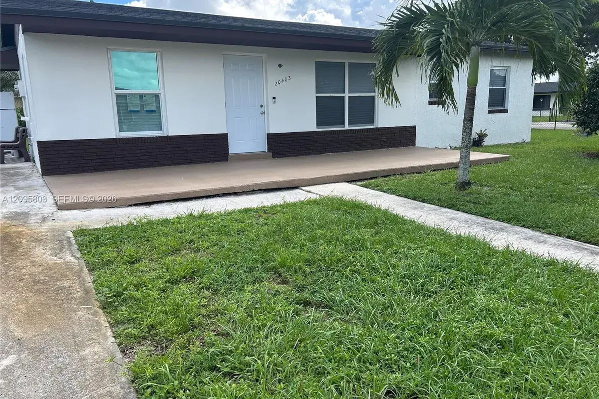 20403 NW 44th Pl, Miami Gardens FL 33055