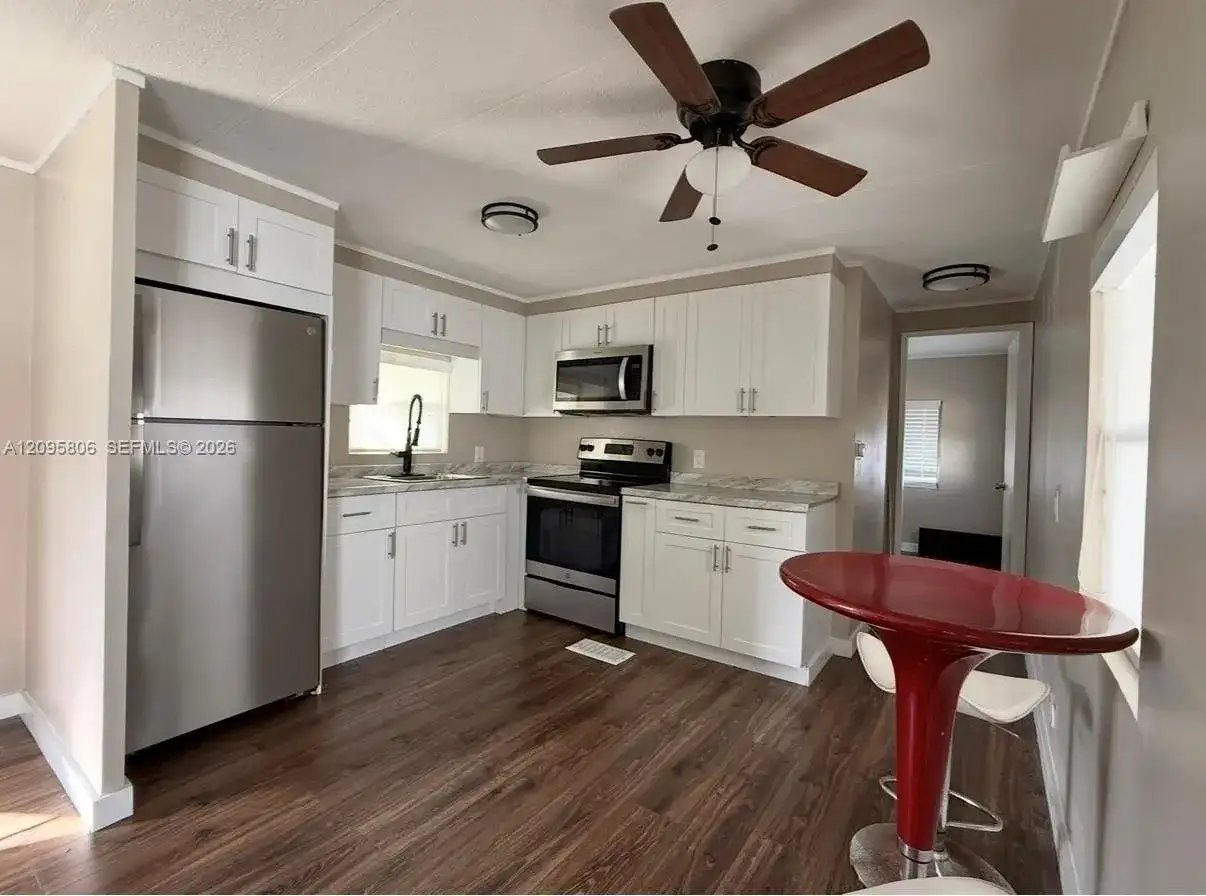 1332 S 33 AVE, Hollywood FL 33021 photo 3