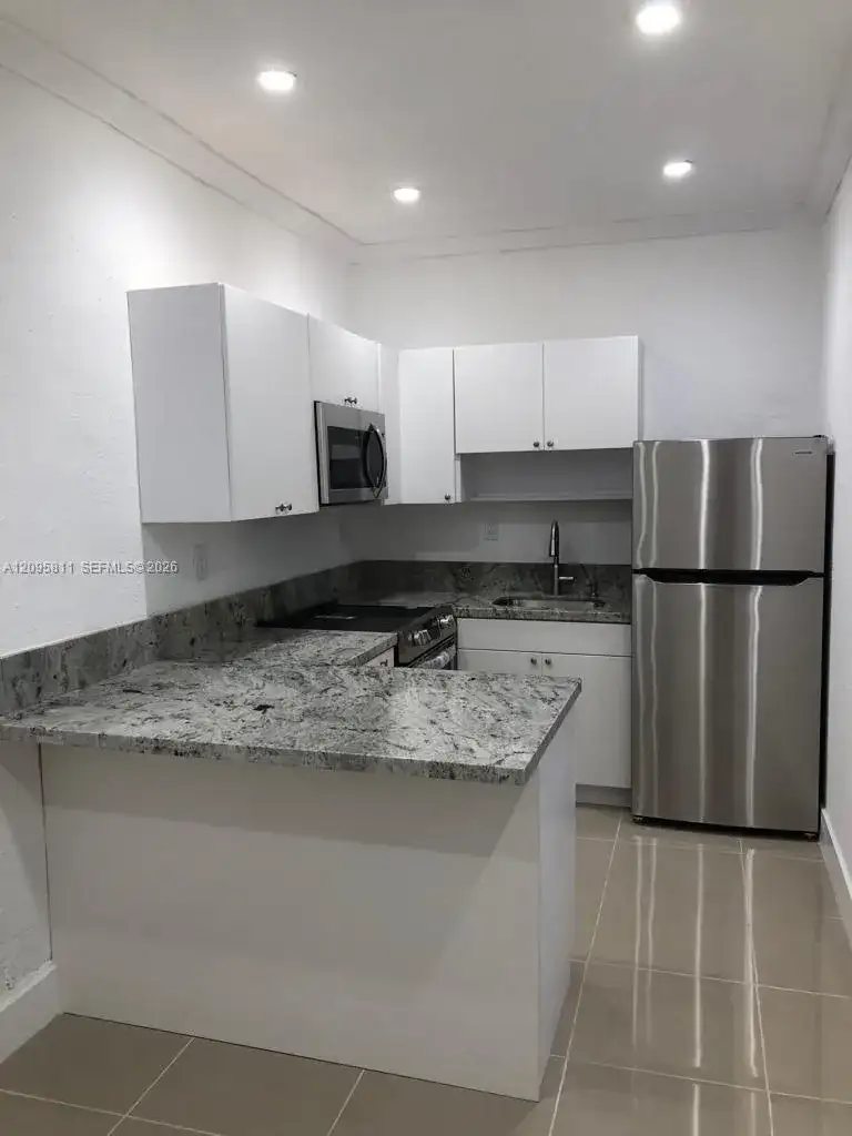 126 Mendoza Ave # 3, Coral Gables FL 33134 photo 2