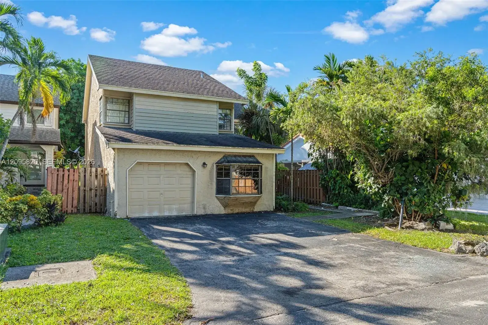 10618 SW 148th Ave Dr, Miami FL 33196 photo 2