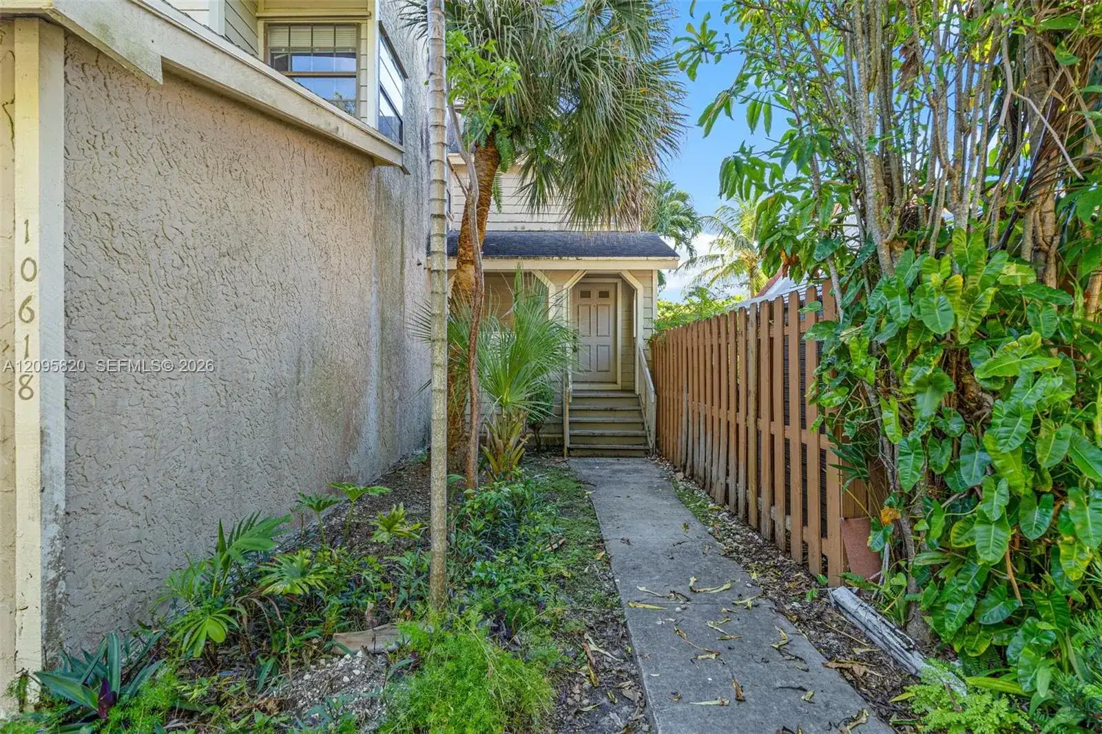 10618 SW 148th Ave Dr, Miami FL 33196 photo 3