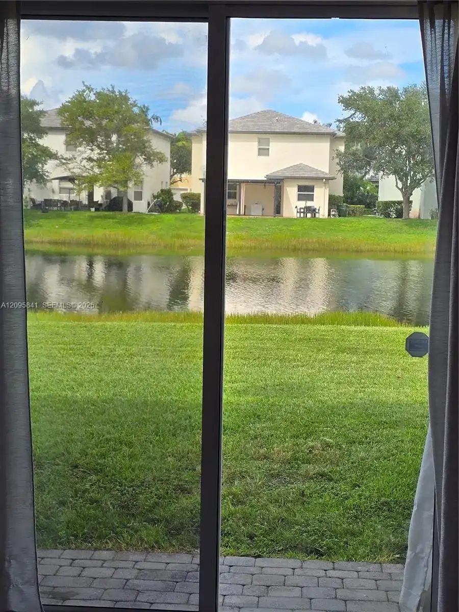 2853 SE 1st Dr # 6, Homestead FL 33033