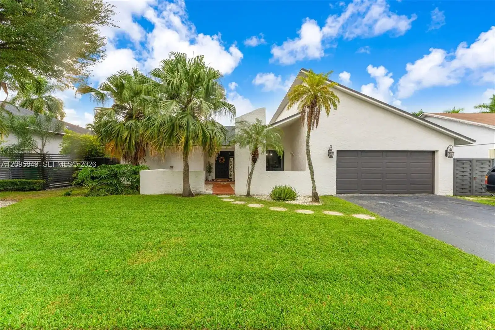 13711 SW 108th St, Miami FL 33186