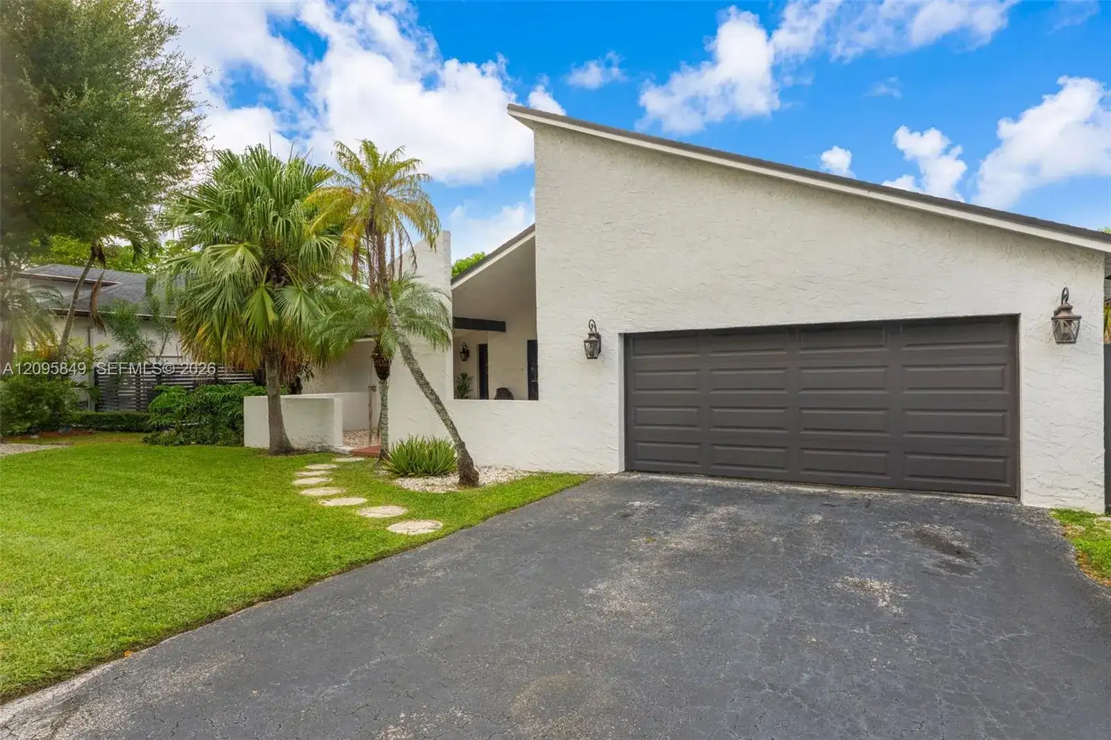 13711 SW 108th St, Miami FL 33186 photo 3