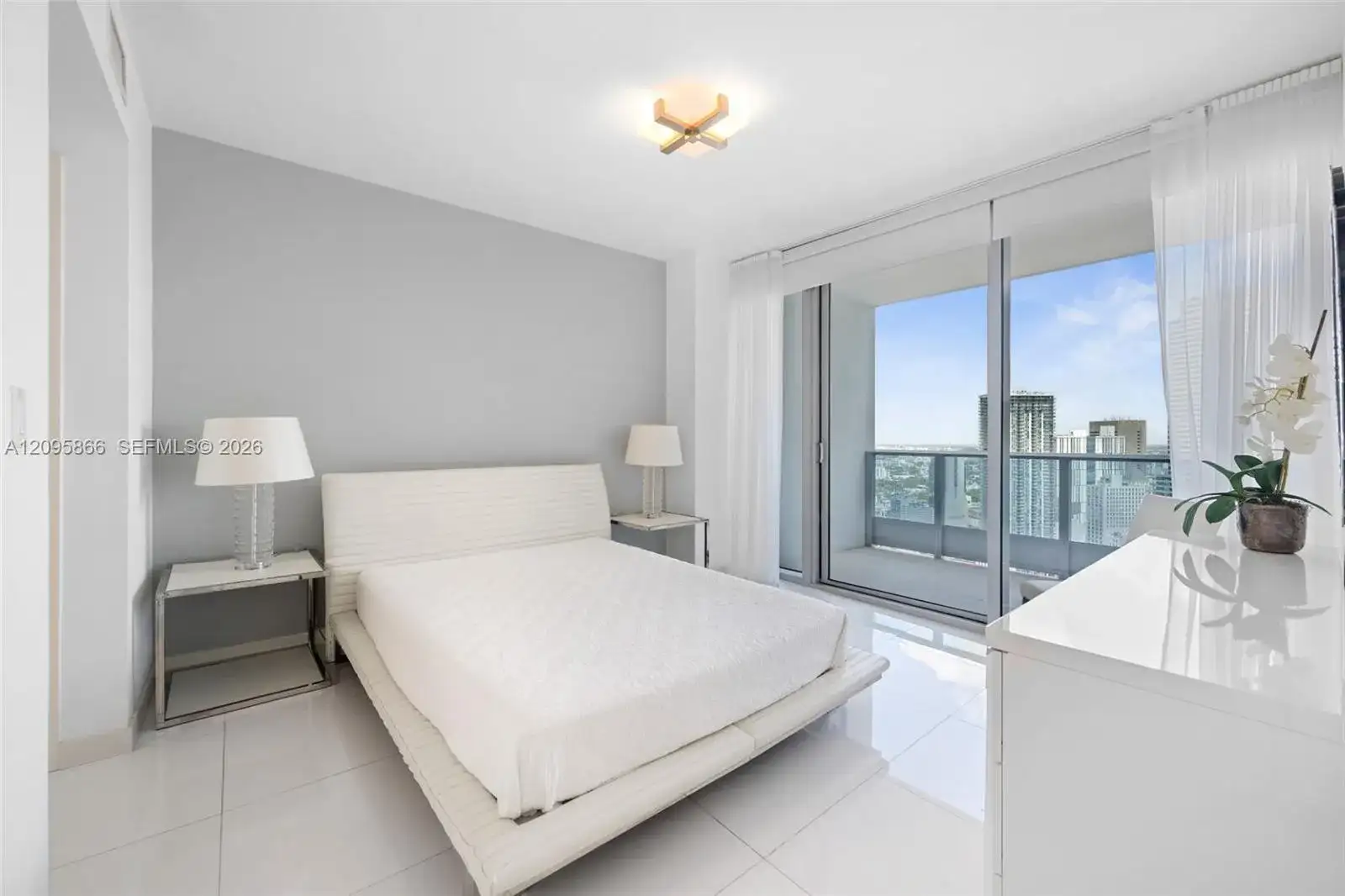 200 Biscayne Boulevard Way # 4314, Miami FL 33131 photo 5