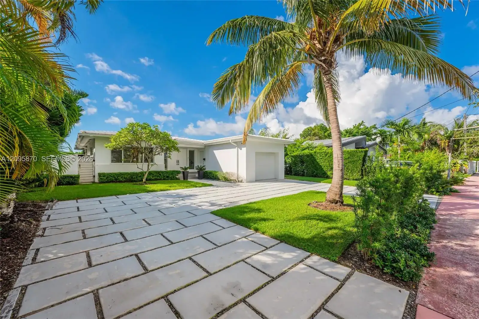 740 S Shore Dr, Miami Beach FL 33141 photo 4