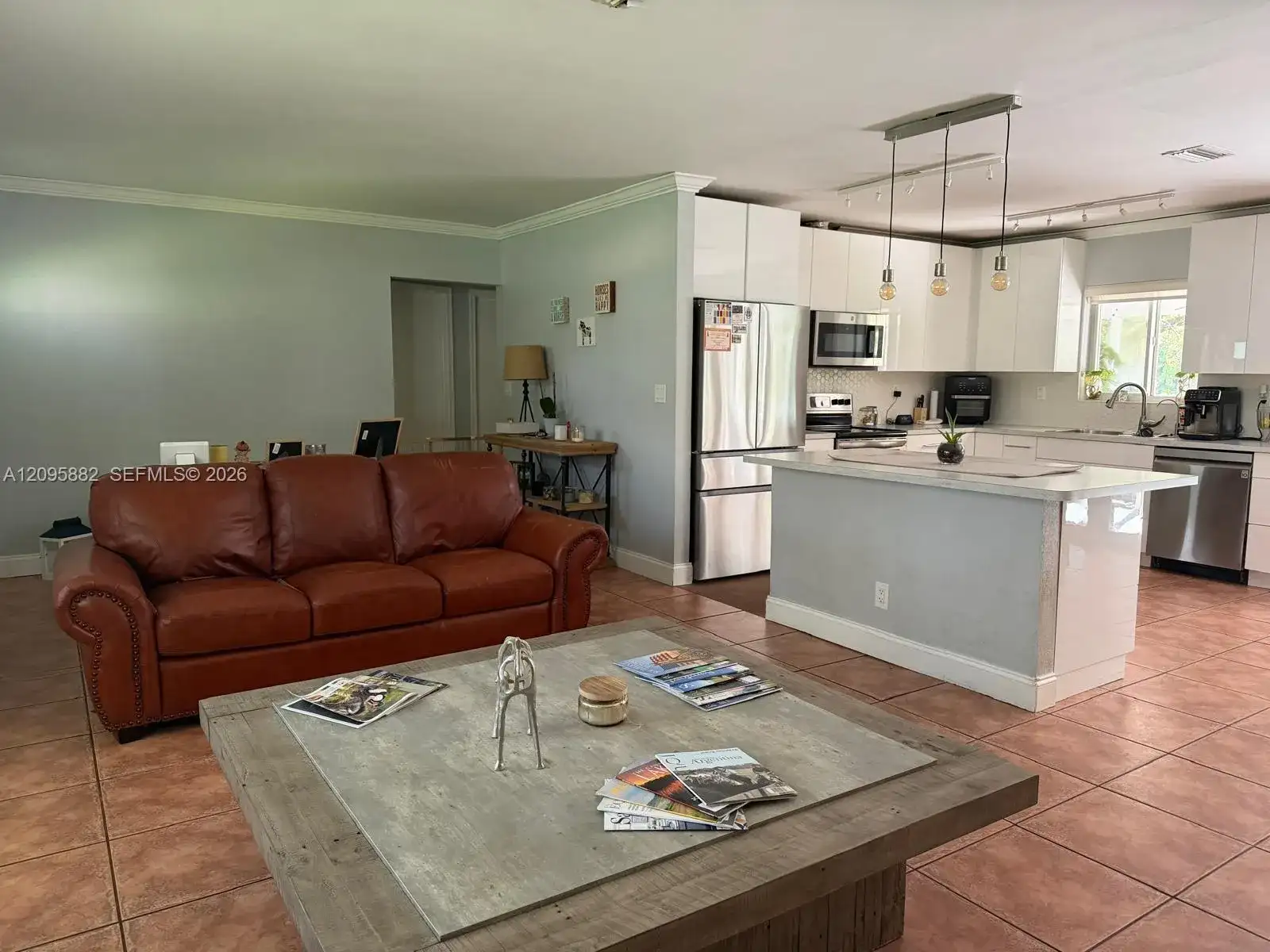 4830 SW 196th Ln, Southwest Ranches FL 33332 photo 2