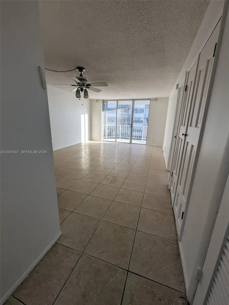 16740 NE 9th Ave # 406, North Miami Beach FL 33162 photo 3