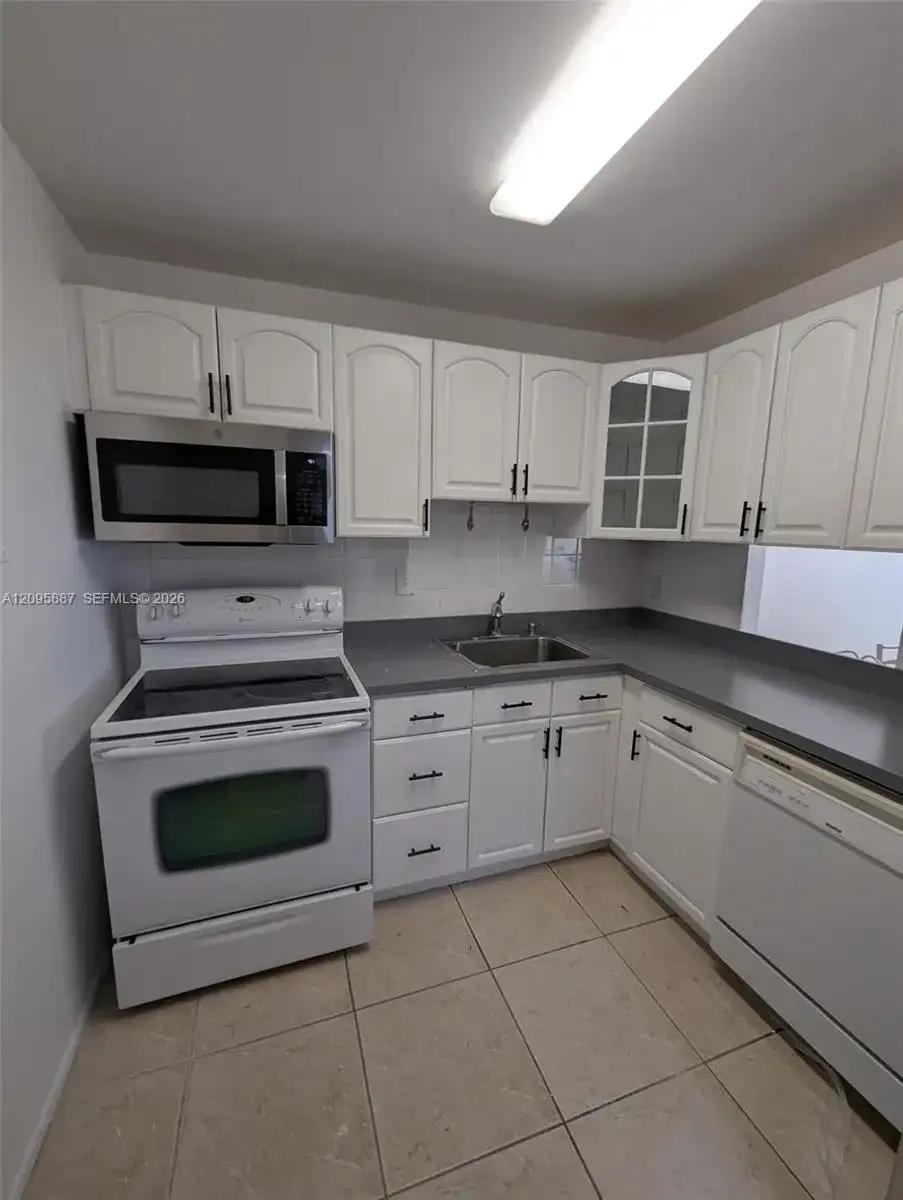 16740 NE 9th Ave # 406, North Miami Beach FL 33162 photo 5