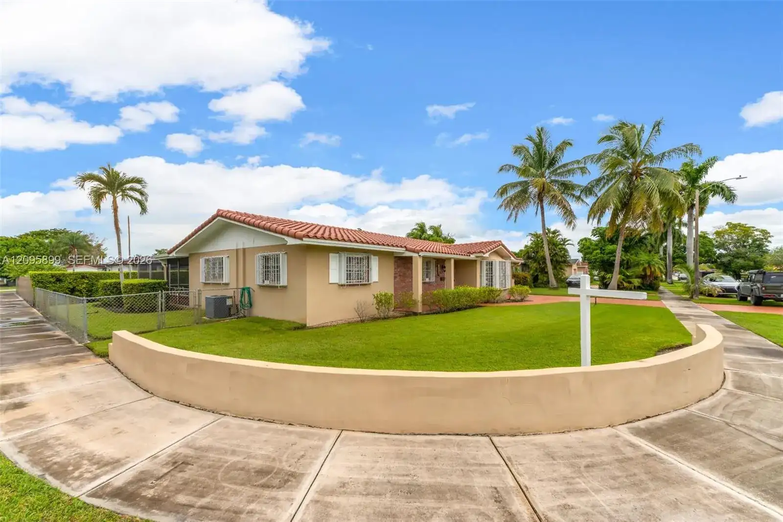 1820 SW 102nd Ave, Miami FL 33165 photo 3
