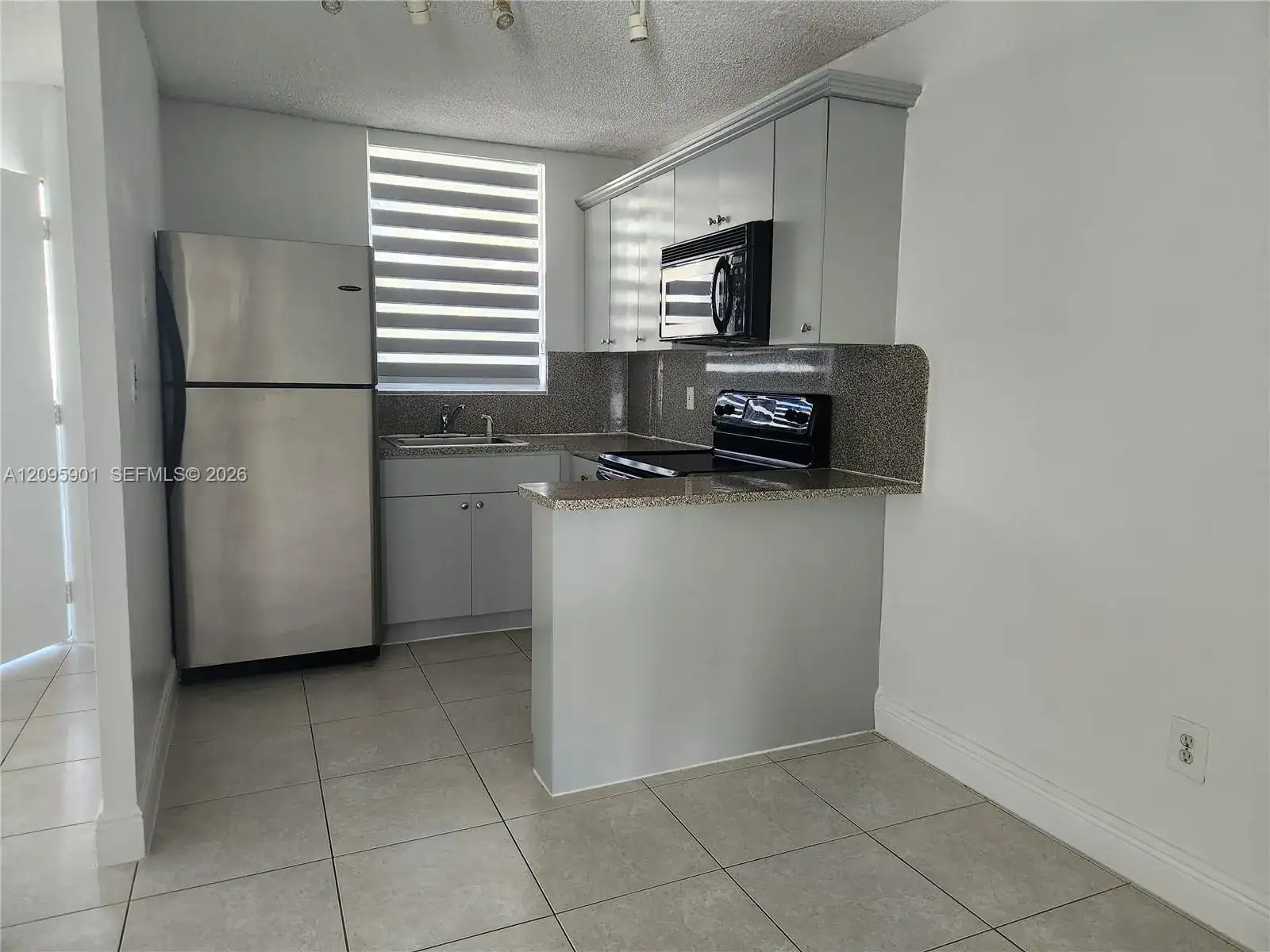 1801 S Treasure Dr # 419, North Bay Village FL 33141 photo 3
