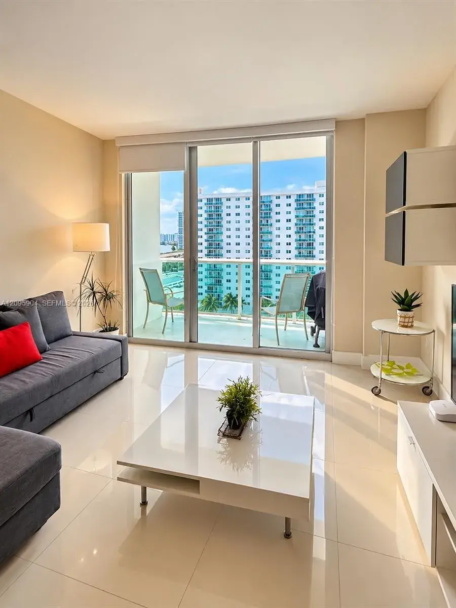 19370 Collins Ave # 1112, Sunny Isles Beach FL 33160