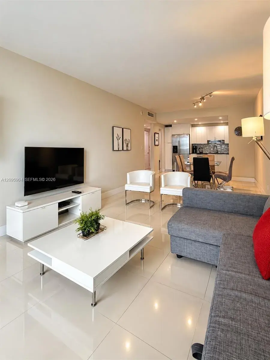 19370 Collins Ave # 1112, Sunny Isles Beach FL 33160