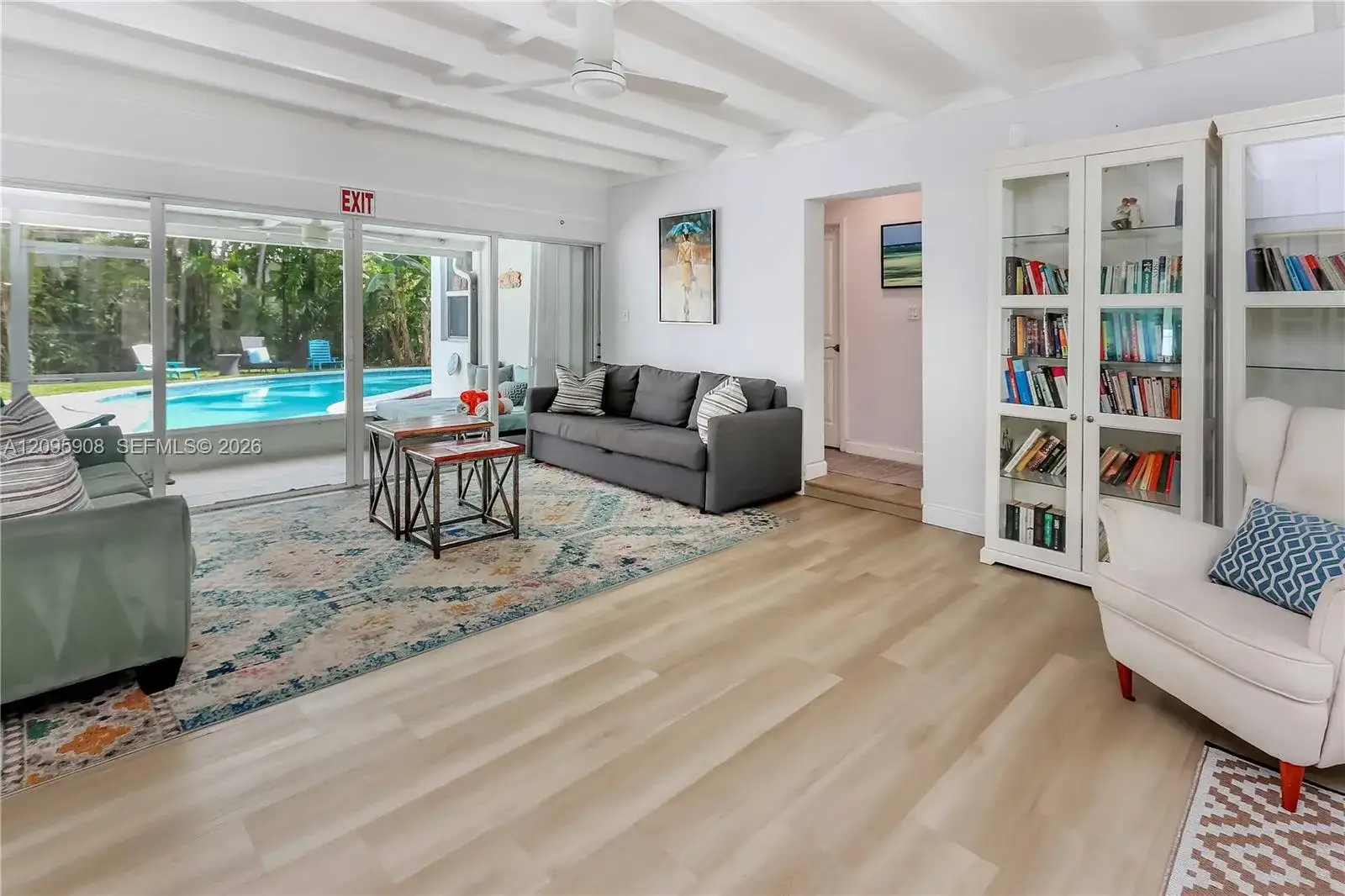 955 Van Buren St, Hollywood FL 33019 photo 4