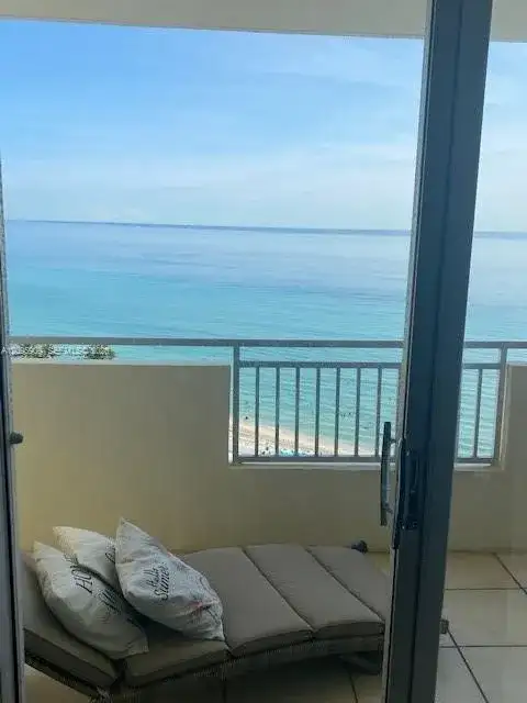 3180 S Ocean Dr # 1204, Hallandale Beach FL 33009 photo 4