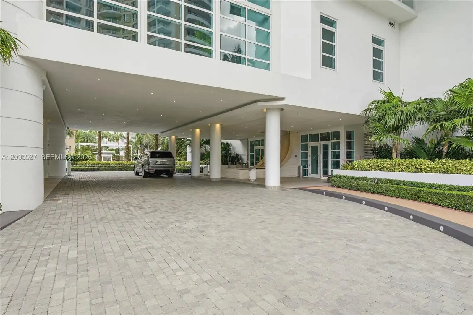 900 Brickell Key Blvd # 1901, Miami FL 33131 photo 5