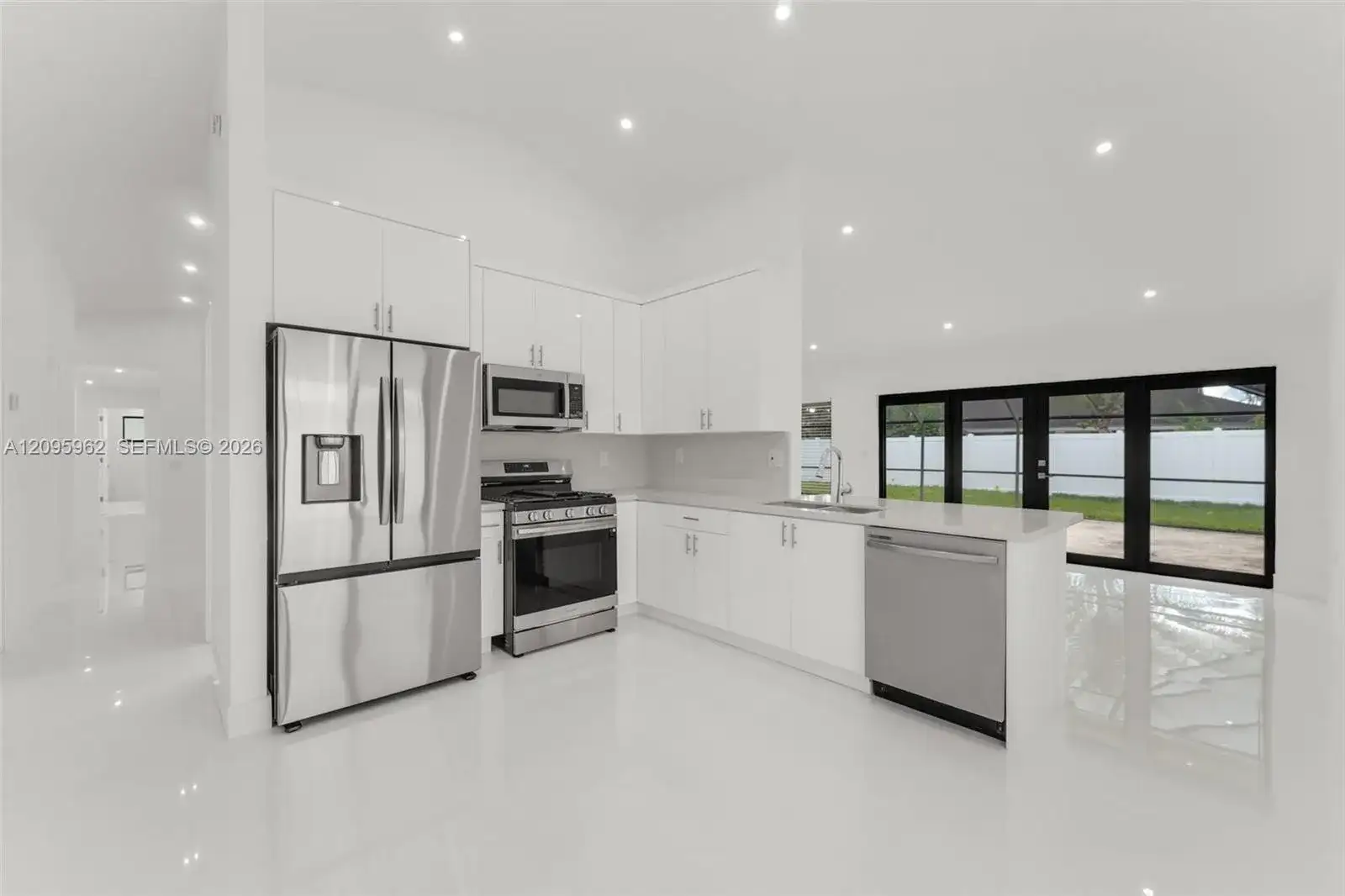 10480 SW 130th Ave, Miami FL 33186 photo 5