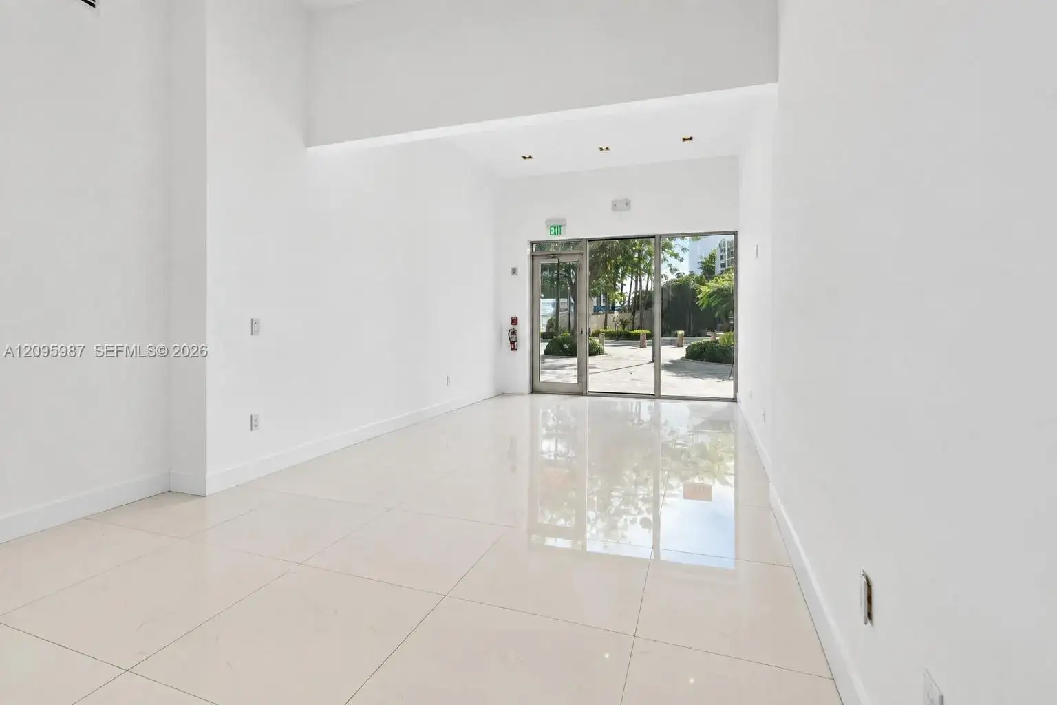 19370 Collins Ave # 3, Sunny Isles Beach FL 33160