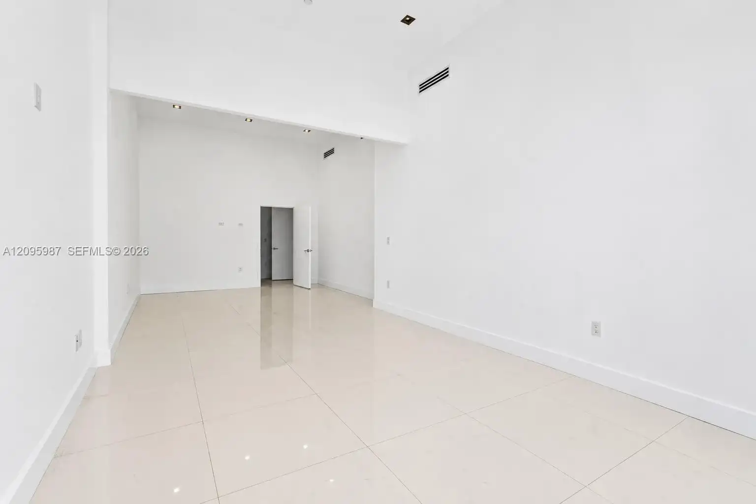 19370 Collins Ave # 3, Sunny Isles Beach FL 33160 photo 2