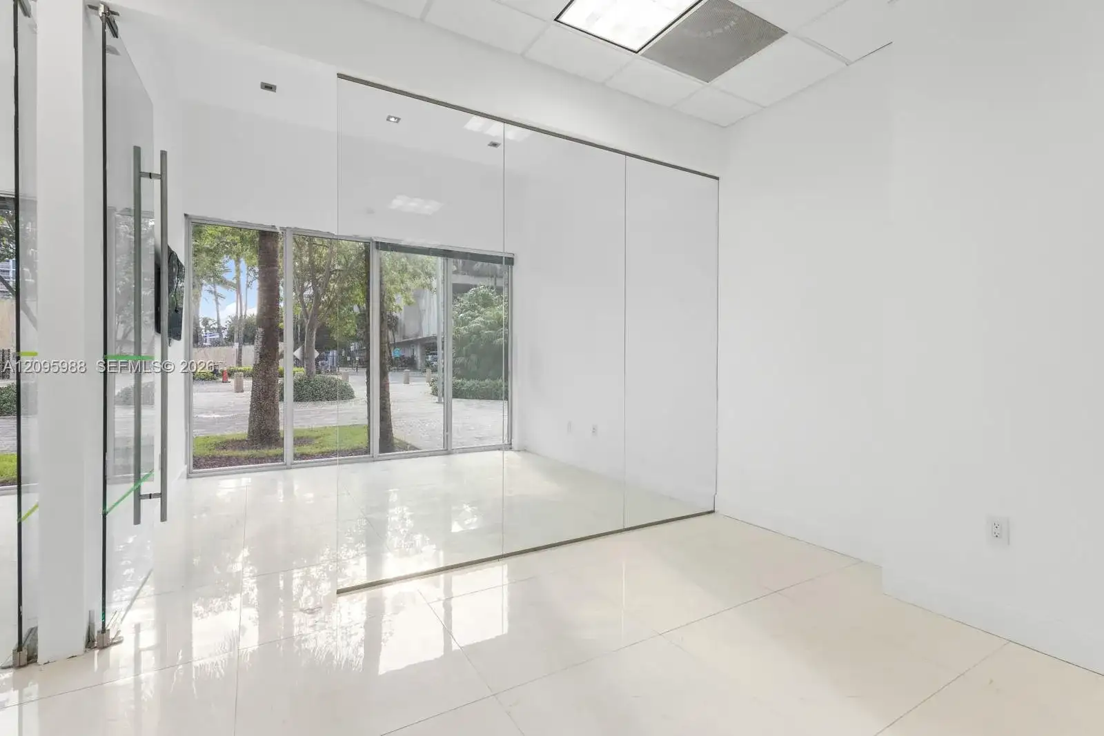 19370 Collins Ave # 3, Sunny Isles Beach FL 33160 photo 5