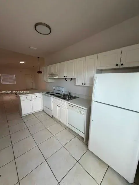 28402 SW 141st Pl, Homestead FL 33033
