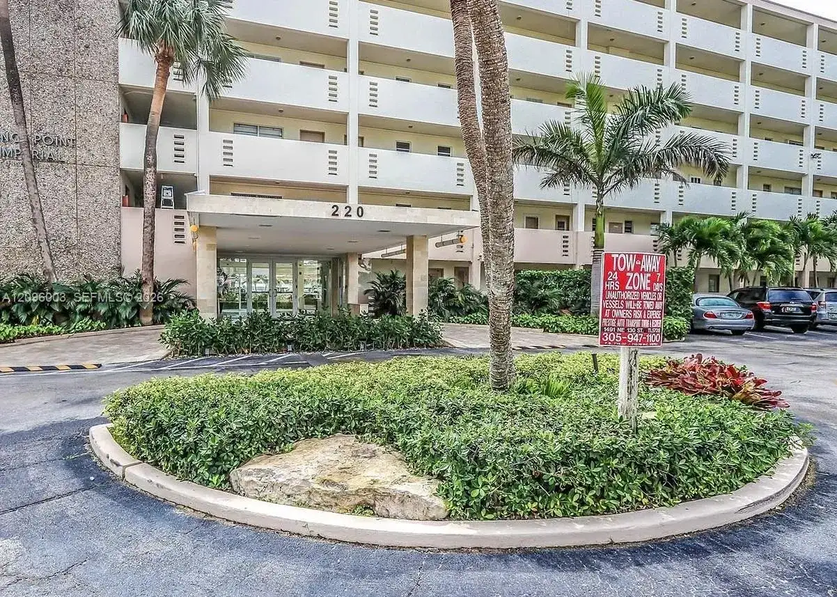 220 Kings Point Dr # 411, Sunny Isles Beach FL 33160 photo 4