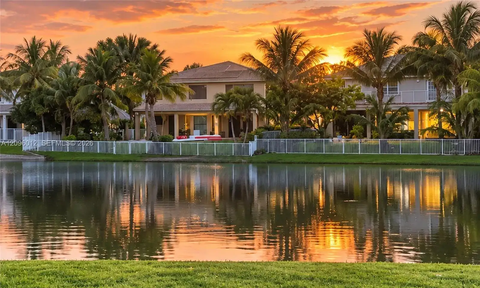 4618 SW 129th Ave, Miramar FL 33027 photo 2