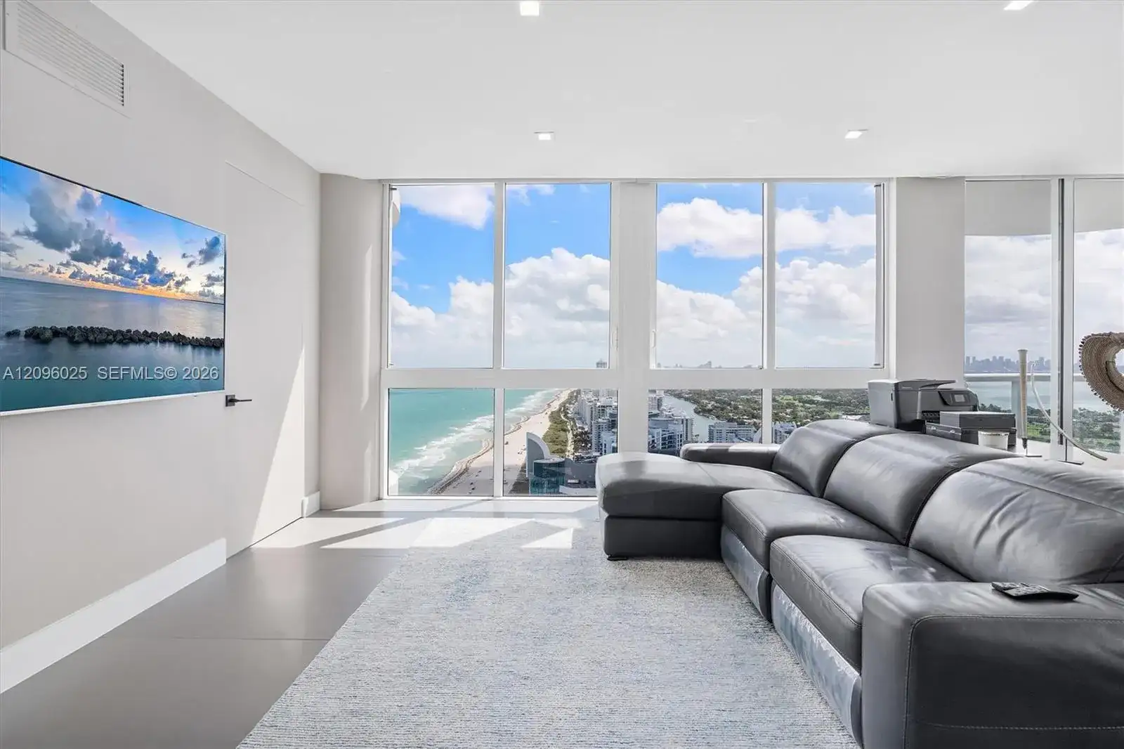 6365 Collins Ave # 4307, Miami Beach FL 33141 photo 2