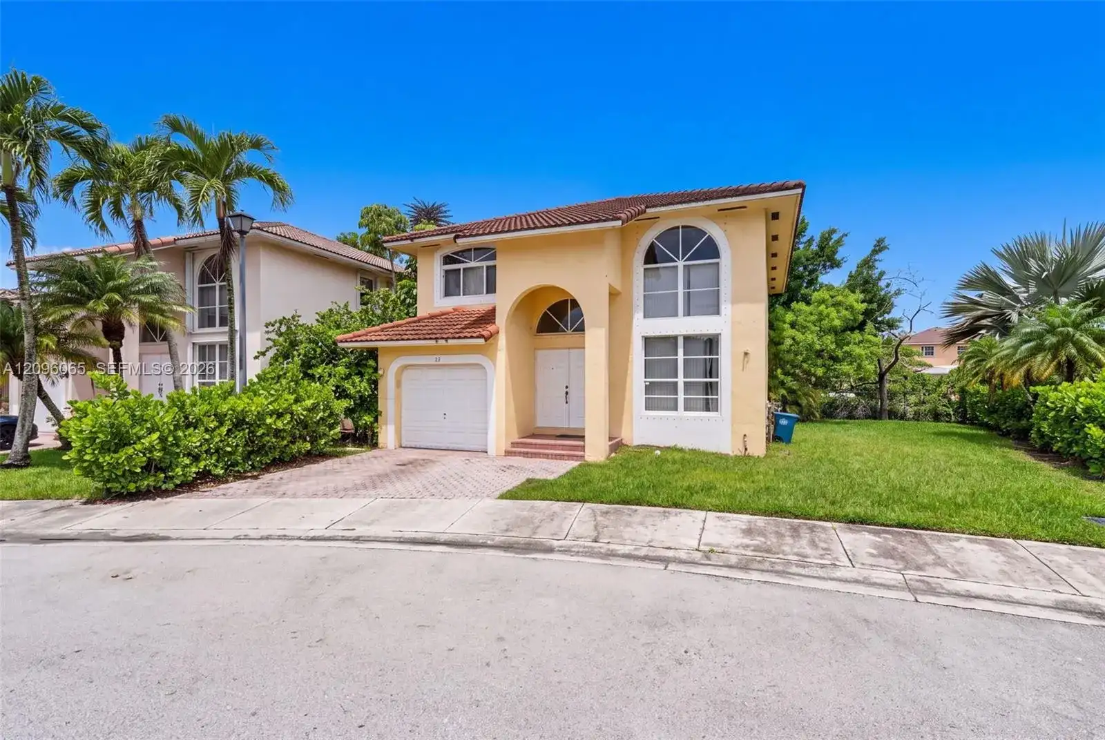 417 Kelly Ln, Weston FL 33326 photo 3