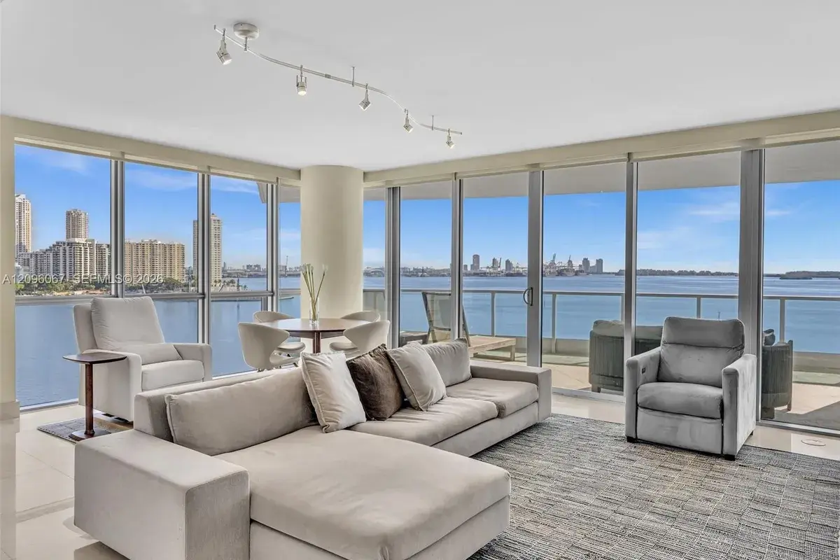 1331 Brickell Bay Dr # 901, Miami FL 33131