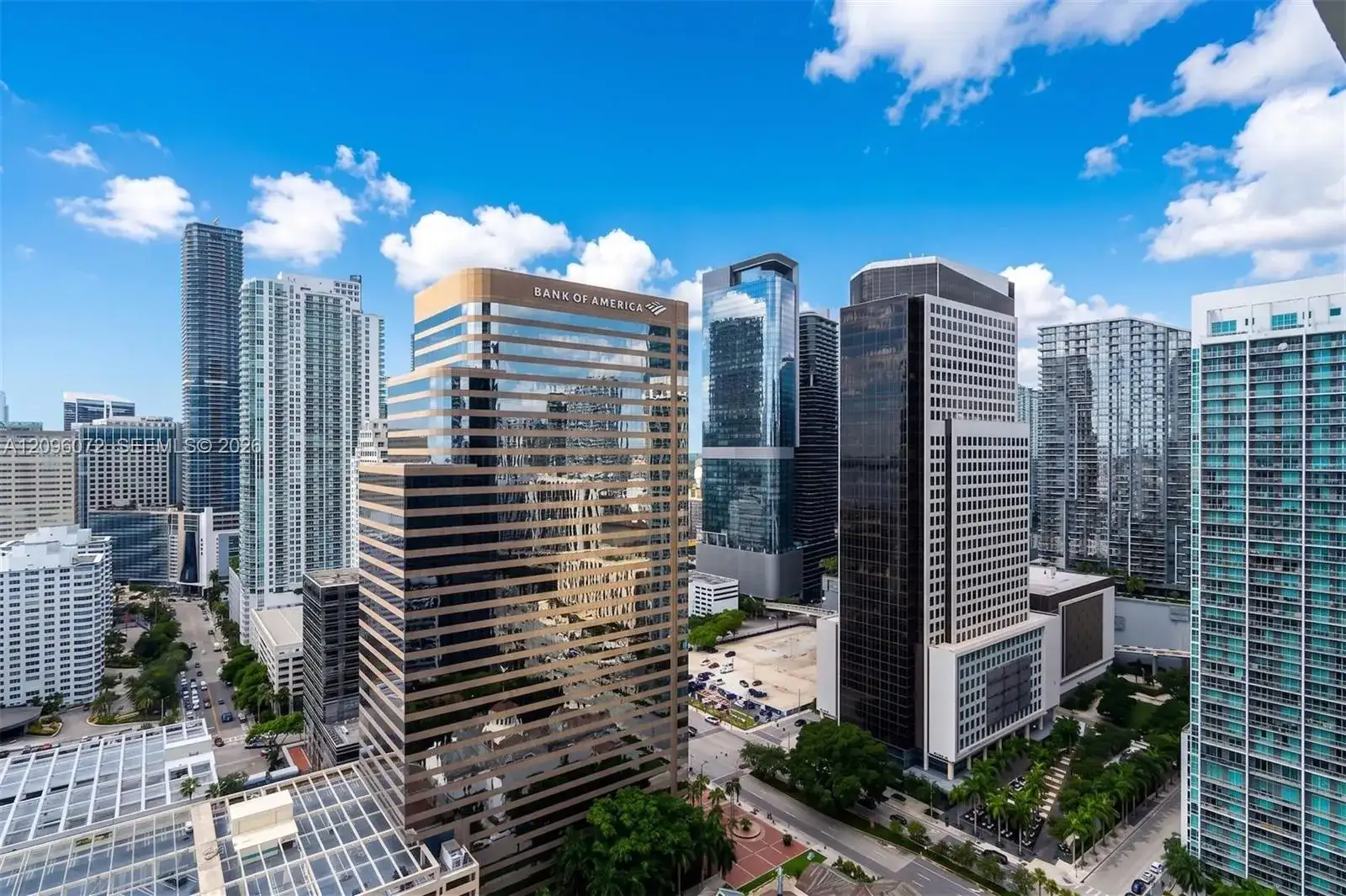 495 Brickell Ave # 3207, Miami FL 33131 photo 4