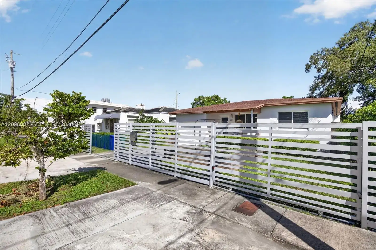 2611 SW 19th Ter, Miami FL 33145 photo 4