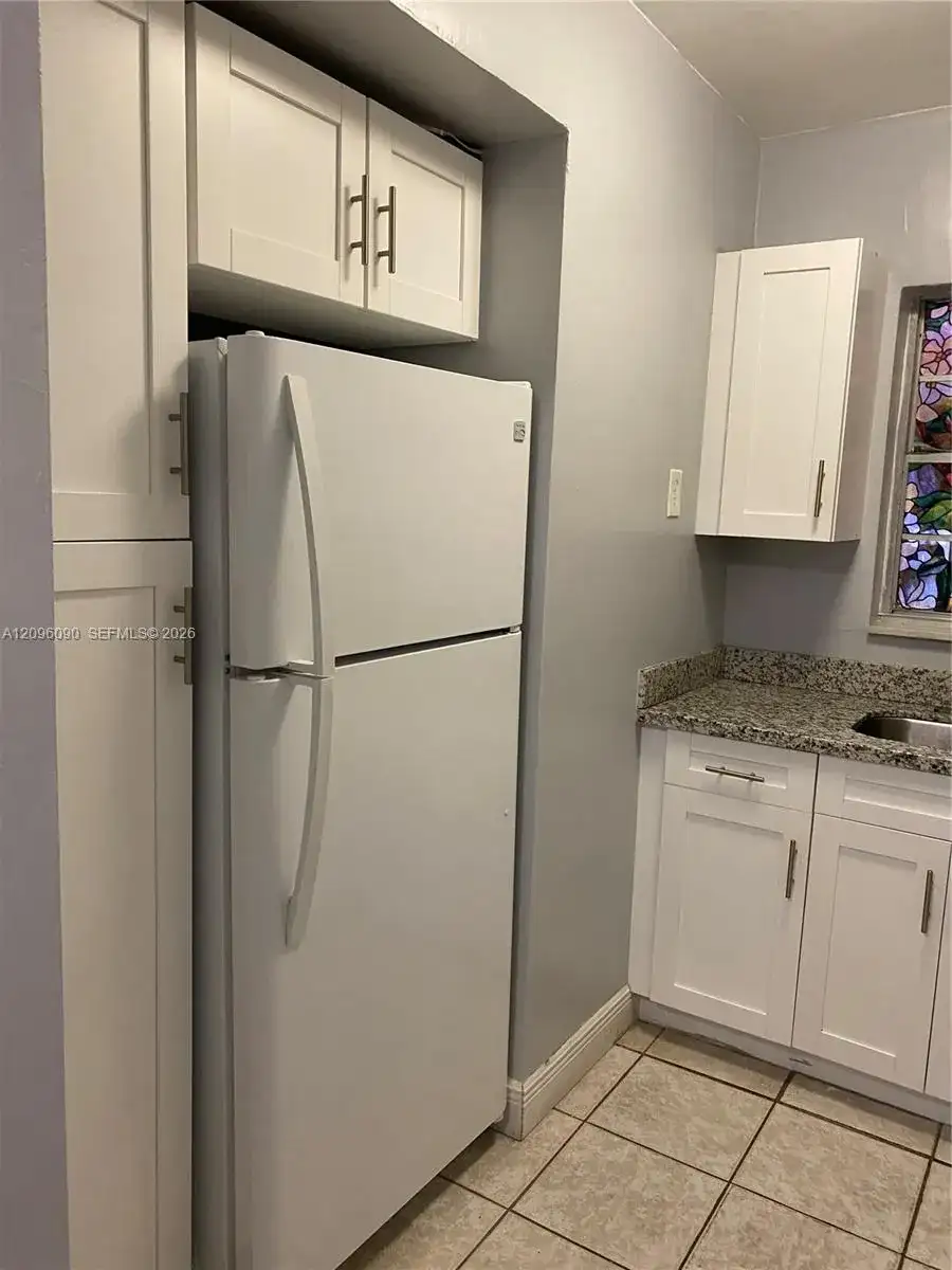 140 Royal Palm Rd # 207, Hialeah Gardens FL 33016 photo 2