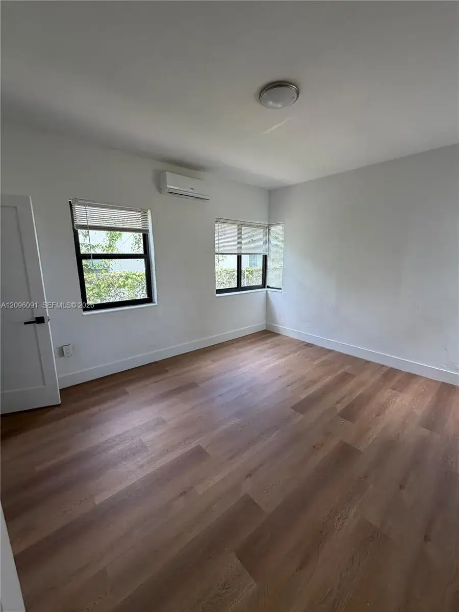 539 NE 82nd Ter # 5, Miami FL 33138